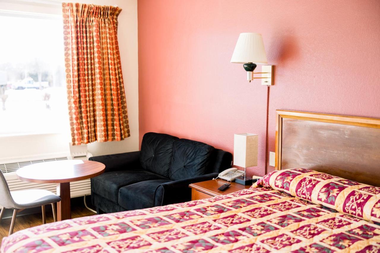 Exclusive Quarters Motel Cleveland Dış mekan fotoğraf